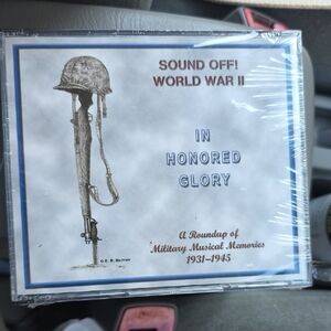 World War II Musical Memories on 4 CDs